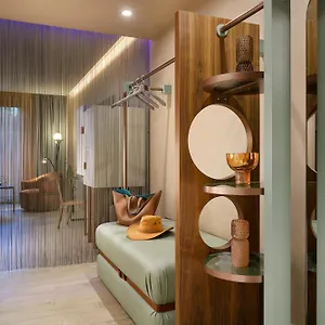Milan Suite Hotel מלון